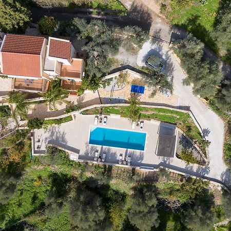 Serenity River Villa Palaiochora Dış mekan fotoğraf