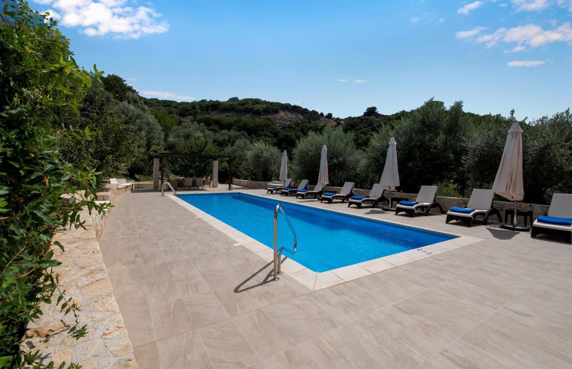 Serenity River Villa Palaiochora Dış mekan fotoğraf