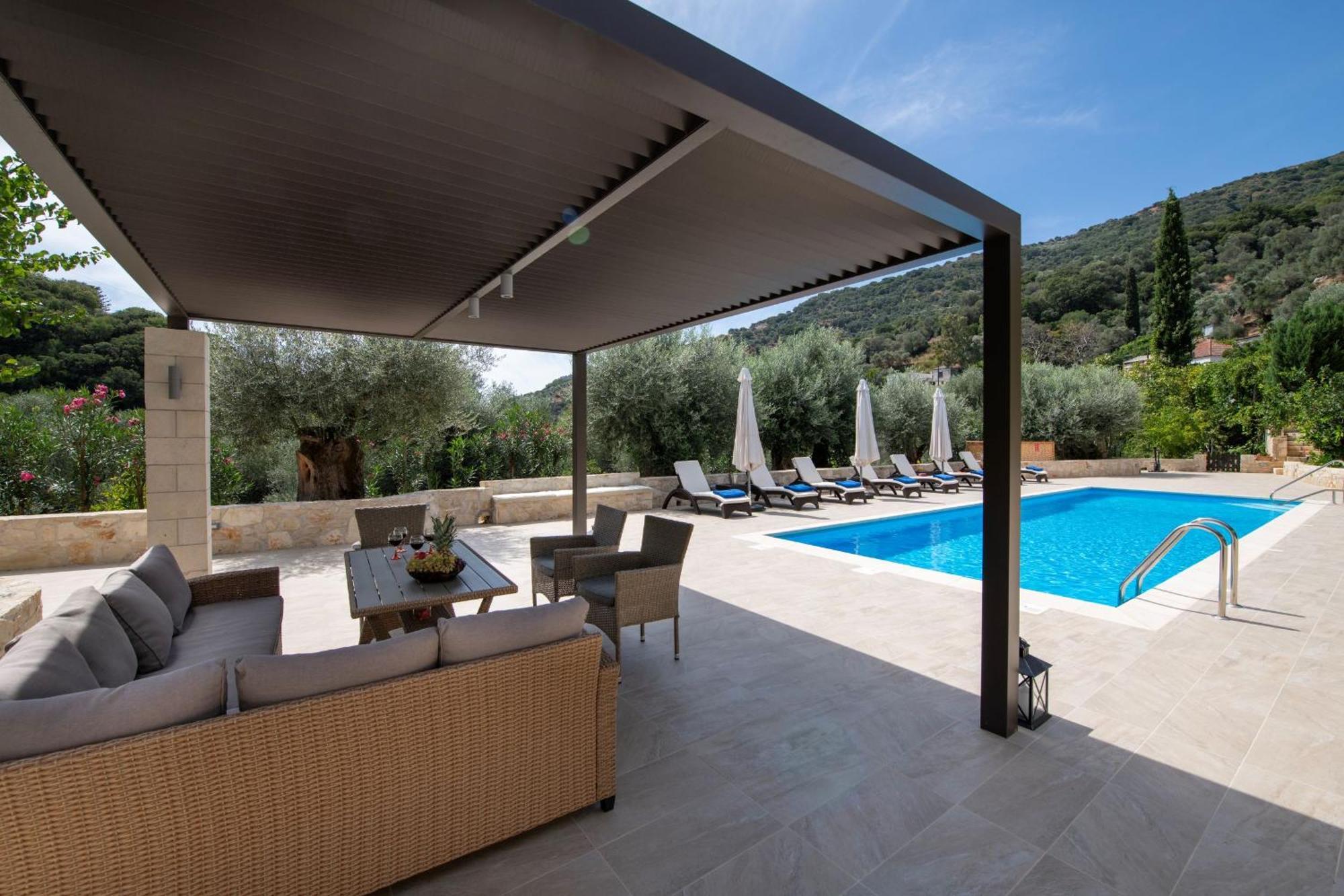 Serenity River Villa Palaiochora Dış mekan fotoğraf