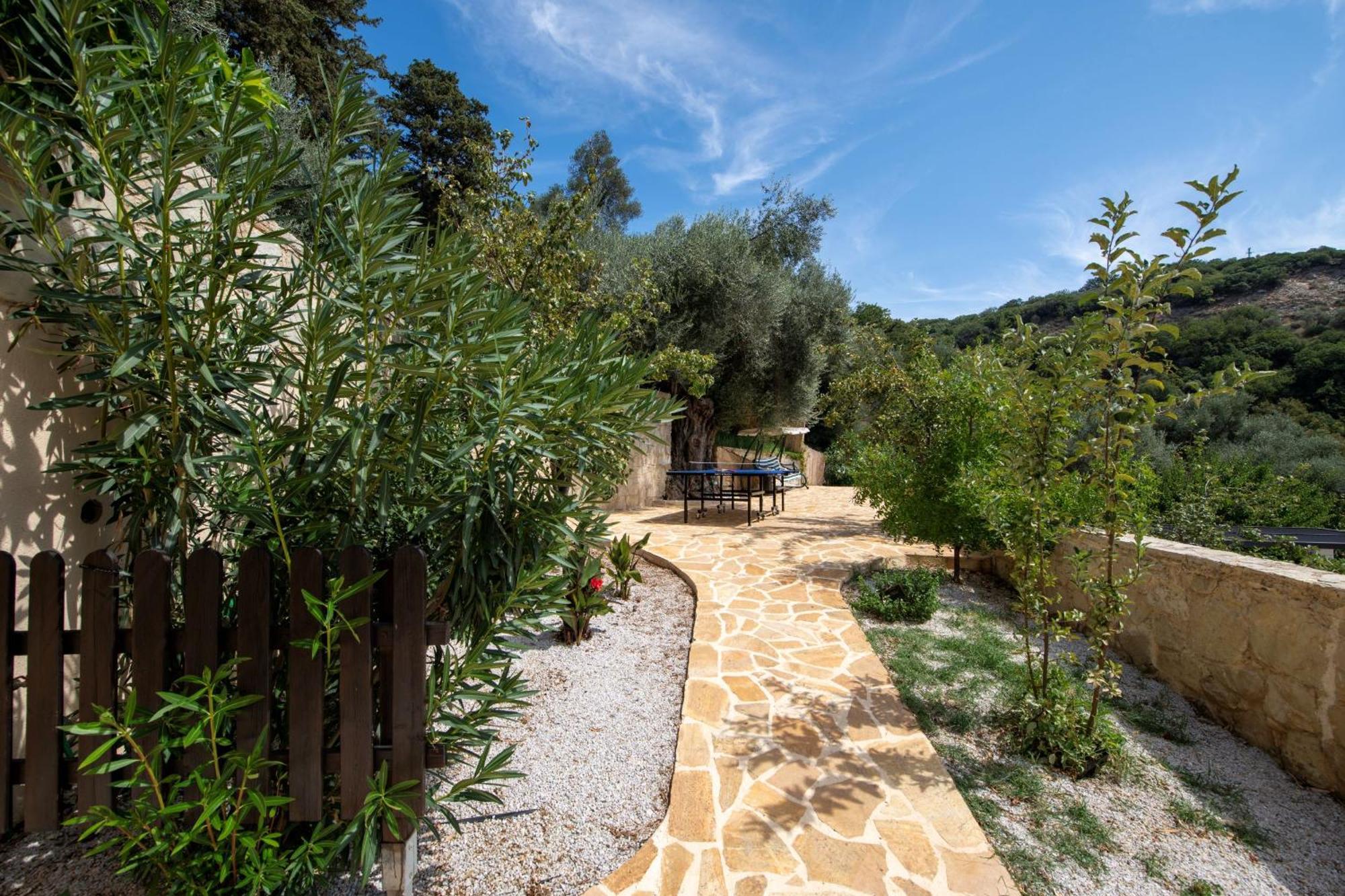 Serenity River Villa Palaiochora Dış mekan fotoğraf