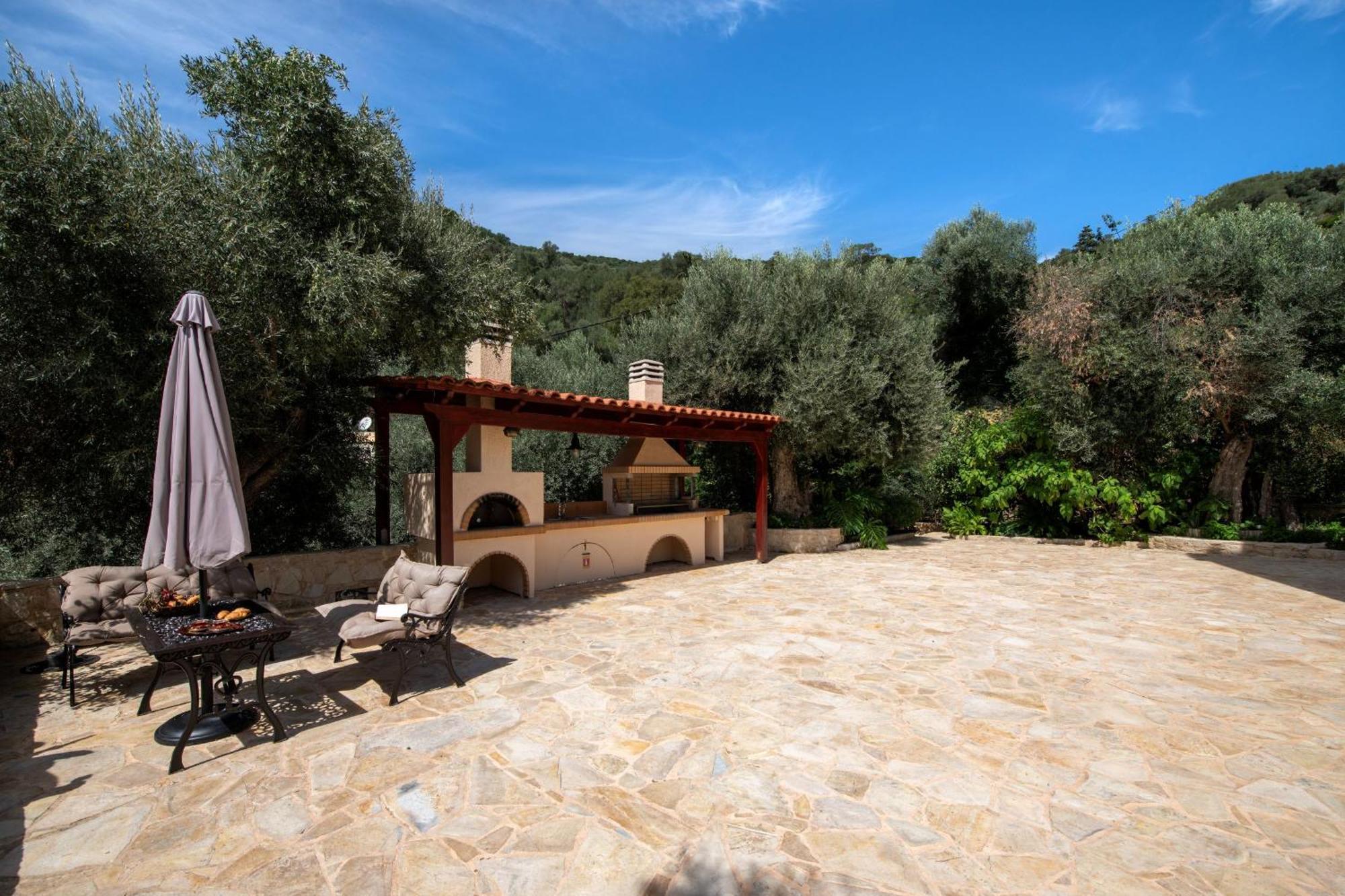Serenity River Villa Palaiochora Dış mekan fotoğraf