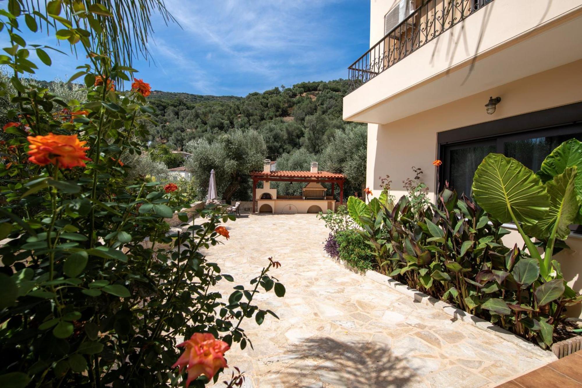 Serenity River Villa Palaiochora Dış mekan fotoğraf