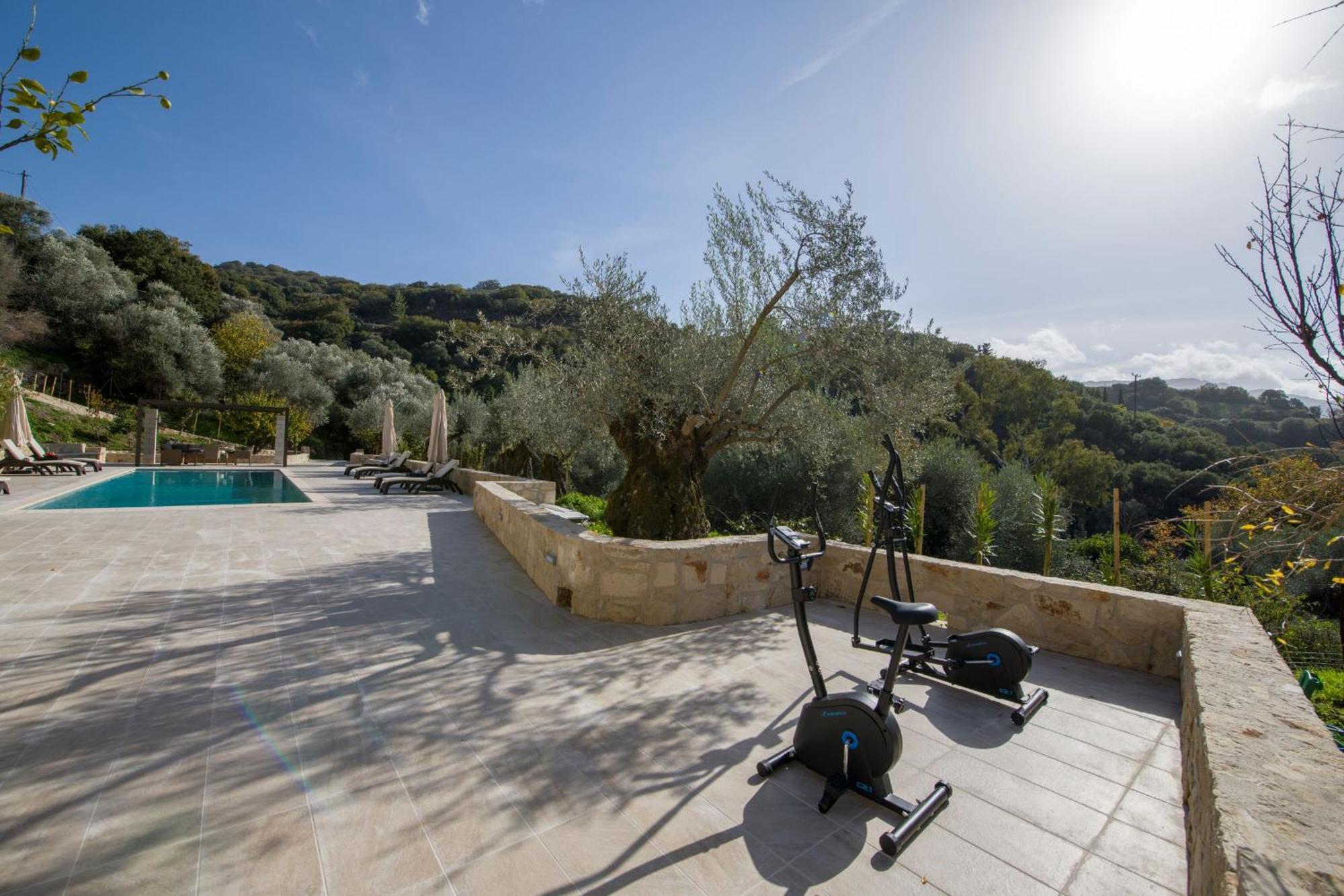 Serenity River Villa Palaiochora Dış mekan fotoğraf