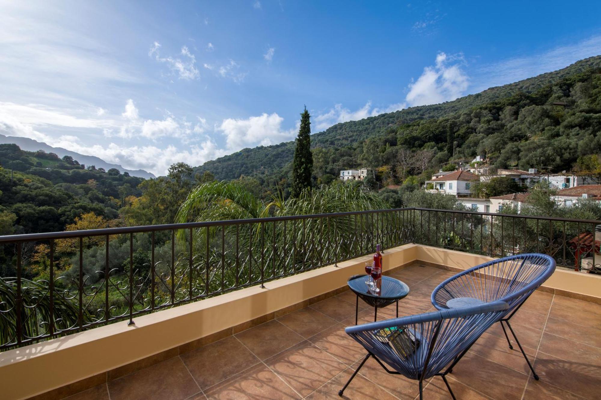 Serenity River Villa Palaiochora Dış mekan fotoğraf