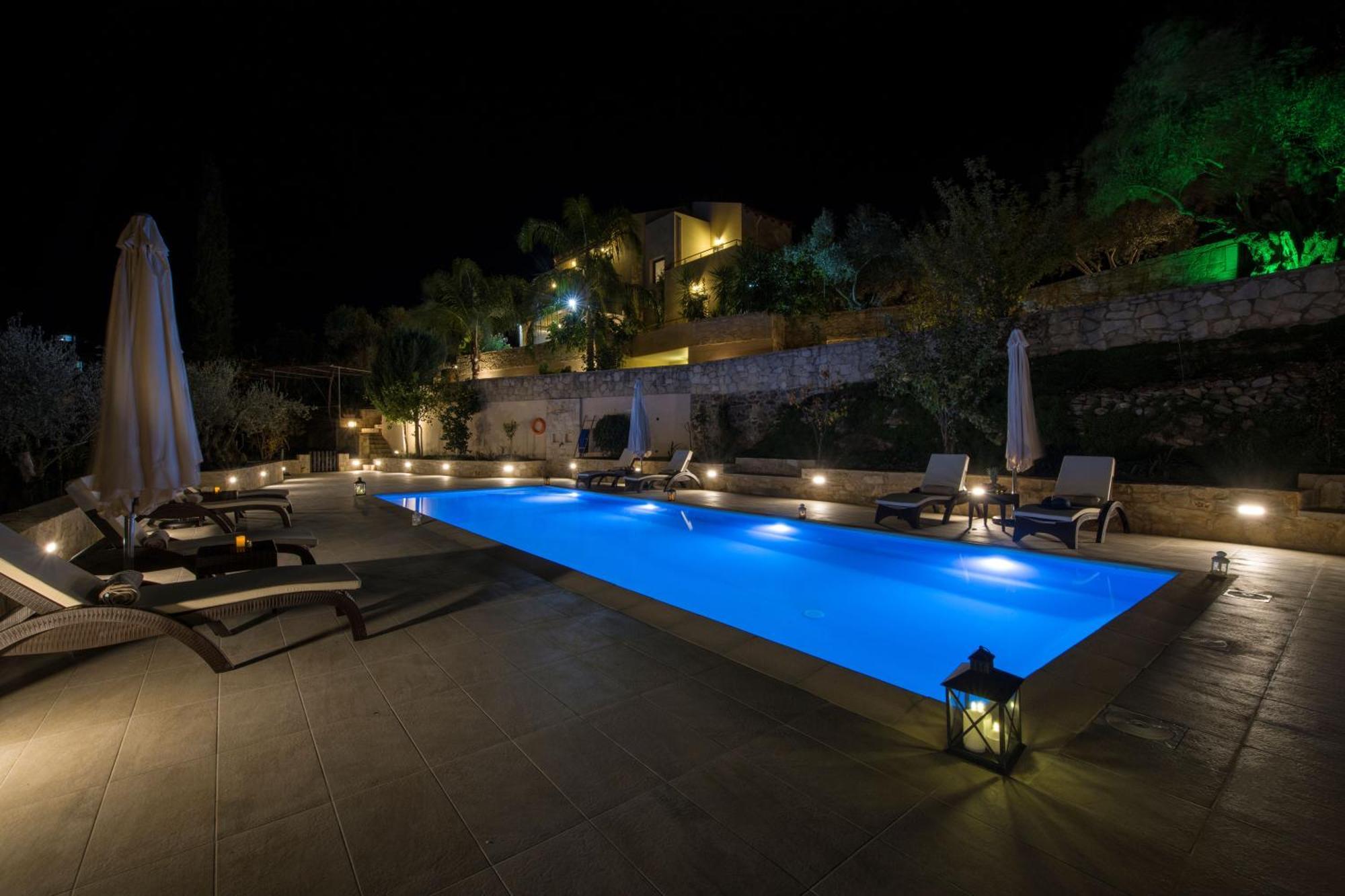 Serenity River Villa Palaiochora Dış mekan fotoğraf