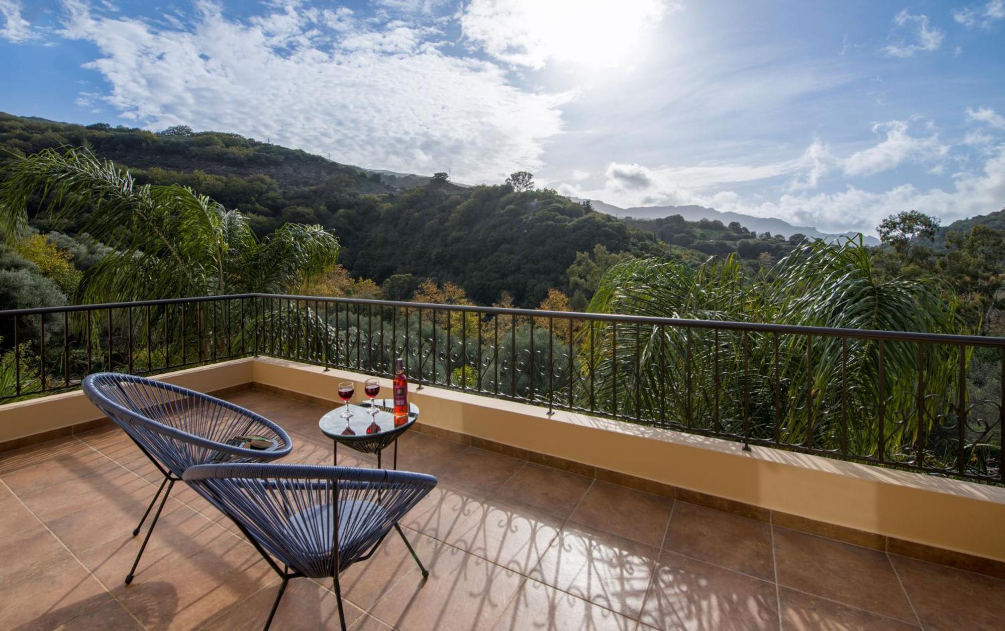 Serenity River Villa Palaiochora Dış mekan fotoğraf