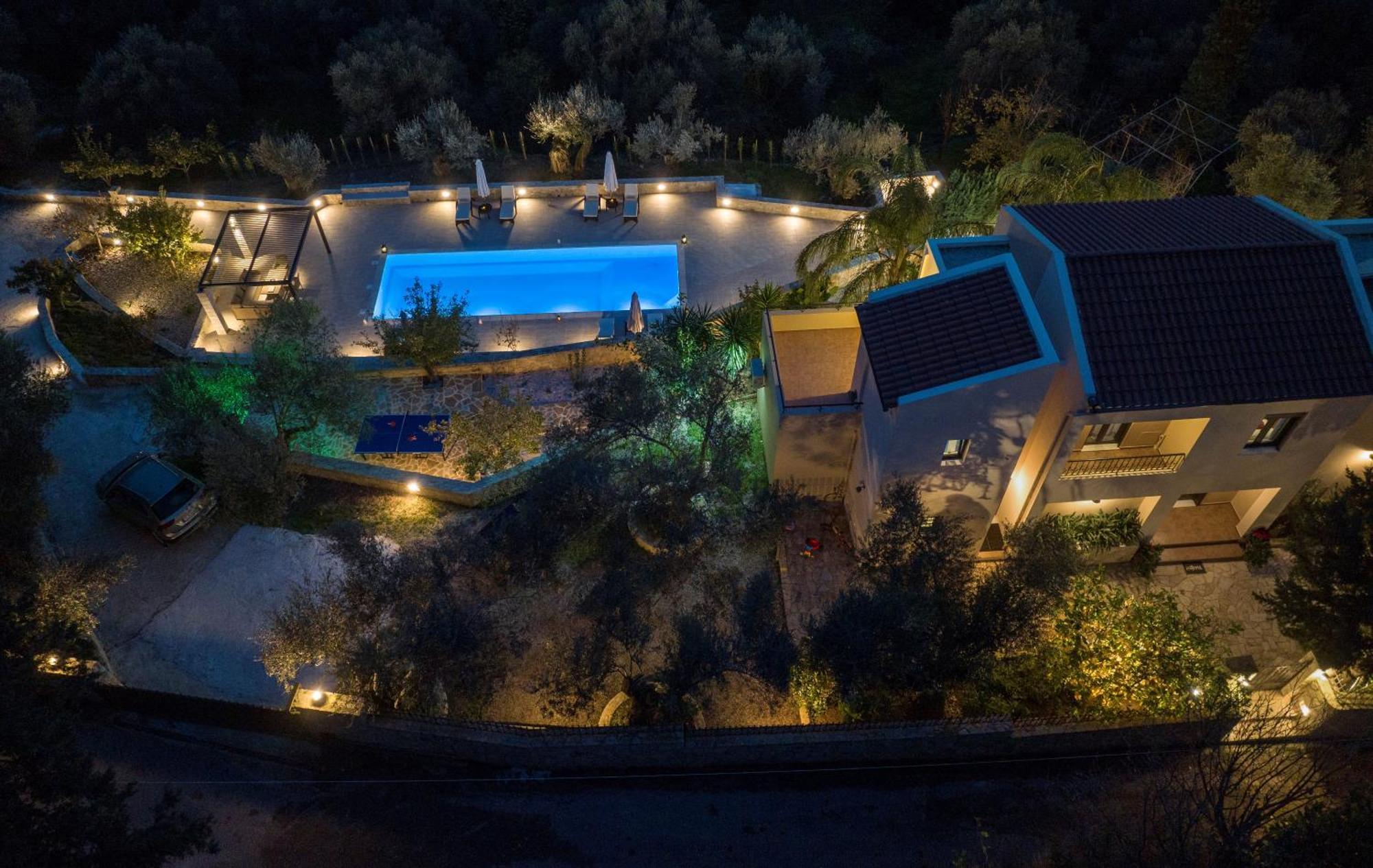 Serenity River Villa Palaiochora Dış mekan fotoğraf